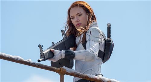 Scarlett Johansson se despide de Black Widow con demanda