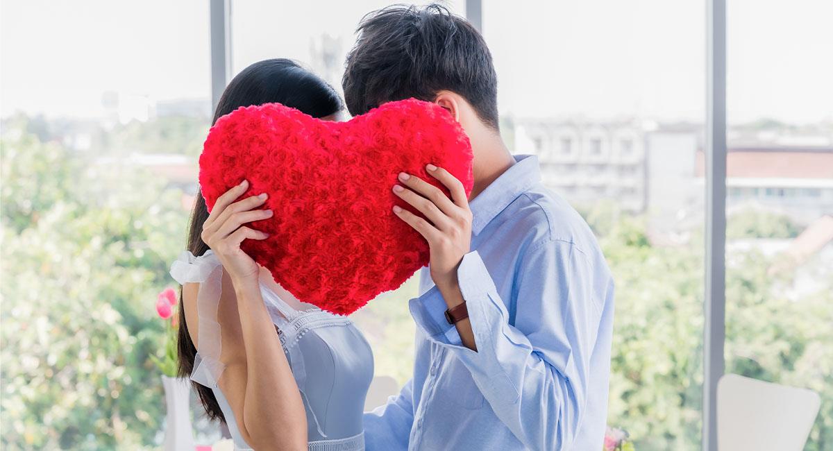 Frases divertidas para dedicarle a tu crush en San Valentín. Foto: Shutterstock